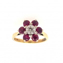 Pre Owned 18ct Ruby and Diamond Cluster Ring ZX401 Pre Owned 18ct Ruby and Diamond Cluster Ring ZX401